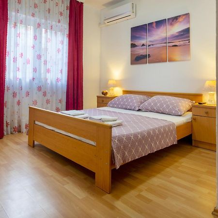 Apartments And Rooms Breeze Neum Exterior photo